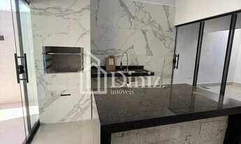 Imagem 5: Linda casa para venda no Jardim Itália com 106 metros quadrados com 3 quartos sendo um suí