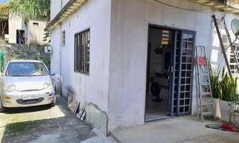 Imagem: Duas casas 01 pronta, outra em fase acabamento