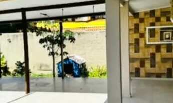 Imagem 2: ? Casa exclusiva em condomínio com lazer completo e acesso ao rio ?