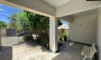 Imagem 6: Casa no Setor Coimbra, 3 Quartos sendo 1 Suíte, 2 Salas, Lote com 390m², 3 Vagas, Ótima Es