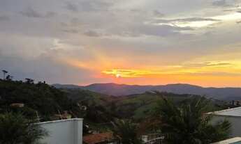 Imagem 4: Oportunidade Única: Residência de Luxo e Investimento Estratégico em Águas de Lindóia/SP