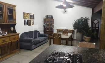 Imagem 2: Araraquara - Casa Padrão - Centro