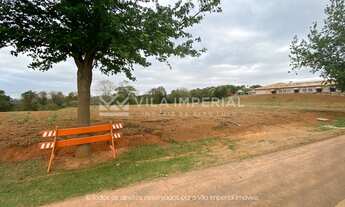 Imagem 4: São 3.690 metros quadrados de área livre com topografia totalmente plana!