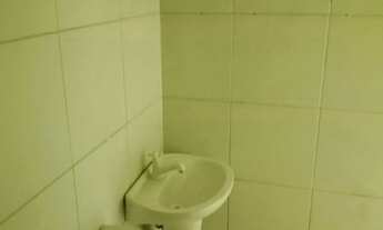 Imagem 4: Casa Kitinete 1/4 já com água e luz