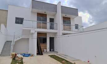 Imagem: Casa Geminada 2 quartos /2 vagas garagem