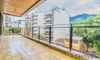 Imagem 5: Desocupado, 220 m², 1 por andar com hall privativo, 4 quartos sendo 2 suítes, todo reforma