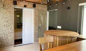 Imagem 2: Cobertura - duplex - toda reformada - 2 quartos - churrasqueira e ofurô - Itaim Bibi