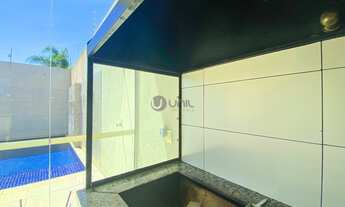 Imagem 2: Casa com 4 quartos sendo 01 suíte com vista mar em Coqueiros