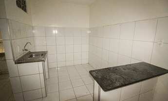 Imagem 4: IMPERDÍVEL! Excelente casa com 1 quarto, sala, cozinha, wc social, área de serviço, área p