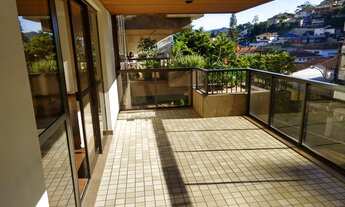 Imagem: Centro de Teresópolis, permuta por apartamento