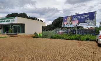 Imagem 2: Lote comercial em avenida