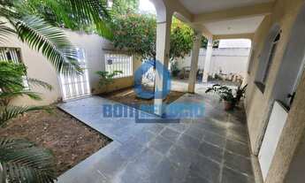 Imagem 2: Casa com 4 dormitórios à venda, GRÃ-DUQUESA, GOVERNADOR VALADARES - MG