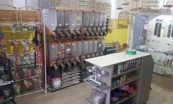 Imagem 1: Casa de ração Galpão / depósito com venda por R$25.000