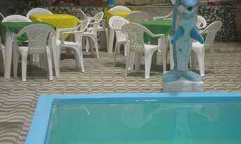 Imagem 7: Sobrado para venda possui 350 metros quadrados com 6 quartos em Farol - Maceió - AL