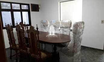 Imagem 3: Sobrado para locação em Perdizes com 240m². São 3 dormitórios sendo 1 suíte, 5 banheiros e