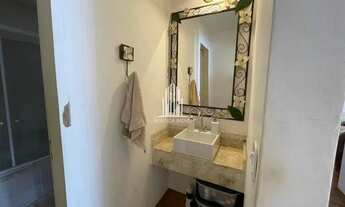 Imagem 3: Apartamento espaçoso, iluminado e ventilado com 3 dormitórios, sendo 1 suíte, armários emb