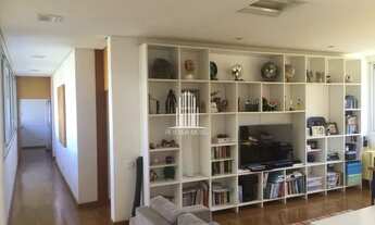 Imagem 7: Casa no Tamboré 1 com 4 suítes, salão de jogos, adega, 4 salas e 8 vagas