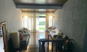 Imagem 3: Sobrado á venda com 360m² 3 dormitórios 4 vagas de garagem com quintal Nova Petropolis