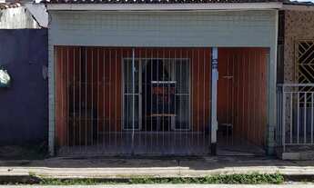 Imagem: Casa próximo da rua principal do Conjunto