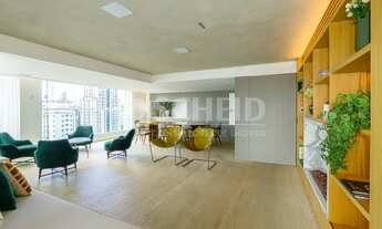 Imagem 4: Cobertura impecável de alto padrão no Alto de Pinheiros. São 435m2 distribuídos em 2 andar