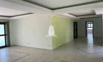 Imagem 3: Belíssima casa no Condomínio Residencial 12 - 6 Dormitórios, 4 suítes, 6 vagas, 8 banheir