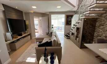 Imagem 3: Cobertura para venda possui 137 metros quadrados com 3 quartos em Abraão - Florianópolis