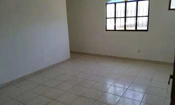 Imagem 6: Alugo casa espaçosa e com ótima localização em São Gonçalo!