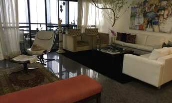 Imagem 2: Apartamento para venda tem 225 metros quadrados com 4 quartos