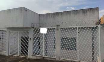 Imagem 4: Casa 250 m², 3 quartos (1 suíte), Lavanderia, Churrasqueira, Armários, Porcelanato, Serran