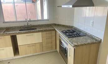 Imagem 4: Recheada de armários com piscina e churrasqueira - Quem chegar por último é a mulher do pa