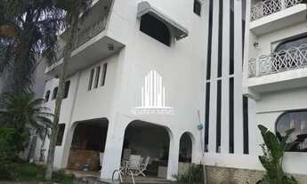 Imagem 4: Sobrado 800m² com 6 suítes, 5 hidromassagens, piscina e 7 vagas no Jardim França