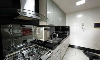 Imagem 4: Morar perto do mar e ter a comodidade de ter tudo pertinho do seu alcance. Belíssimo apart