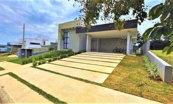 Imagem 3: Casa à venda, com 03 suítes, espaço gourmet e piscina, localizada no Portal dos Bandeirant