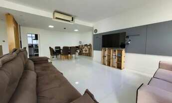 Imagem 2: Apartamento na quadra da praia de Ipanema