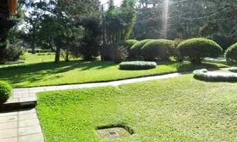 Imagem 4: Casa com ótima localização dentro do condomínio laje de Pedra