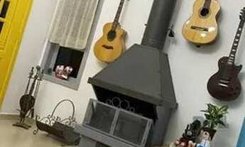 Imagem 3: Sobrado duplex com três dormitórios, suíte e duas vagas de garagem no Condomínio Verdes Ca