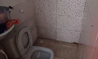 Imagem: Aluga kinet na QNR 2 em frete o colégio