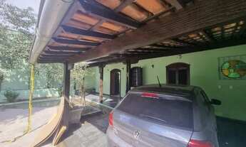 Imagem 4: Casa com 7 dormitórios para alugar em Contagem