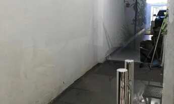 Imagem 3: Sobrado para aluguel e venda possui 180 metros quadrados com 3 quartos