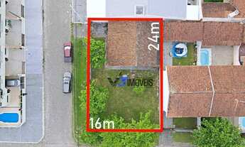 Imagem: CASA COM AMPLO TERRENO EM PRAIA DE LESTE