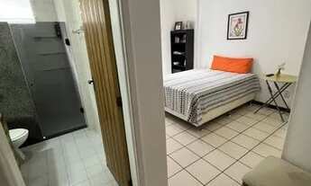 Imagem 5: Seu Novo Lar na Graça: Espaçoso Apartamento com Oportunidade Única