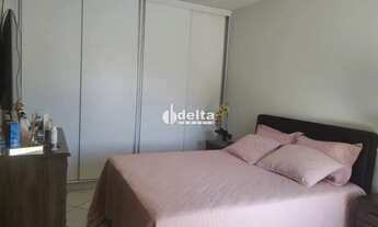 Imagem 11: Casa residencial com 5 quartos sendo 1 suíte disponível para venda no bairro Segismundo Pe