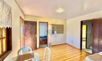 Imagem 2: Casa à Venda em Armação dos Búzios 2 Quartos, Quintal Amplo e Jardim na Vila Verde, RJ