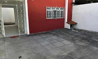 Imagem 3: Alugo ou vendo casa duplex ao lado do shopping Rio mar no Pina - Recife - PE