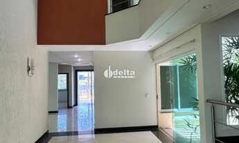 Imagem 3: Casa no condomínio Gavea Hill 1 disponível para venda no bairro Morada da Colina em Uberlâ