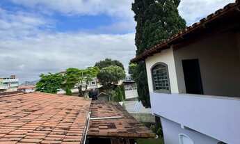 Imagem 2: Casa Laranjeiras - Rua sem saída excelente casa de 7 quartos