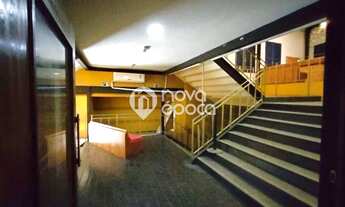 Imagem 6: Catete Galpão / depósito com 5 vagas na garagem