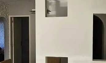 Imagem 4: Oportunidade Única: Apartamento Semi-Mobiliado de 73 m² com 2 Dormitórios à Venda por R$ 2