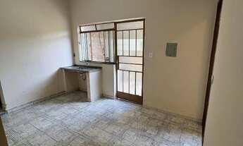 Imagem 3: Casa disponível para locação no bairro Santa Matilde, em Cons. Lafaiete/MG