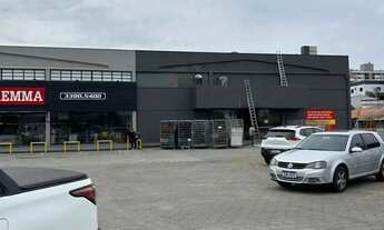 Imagem 2: ÓTIMO LOCALIZAÇÃO! LOJA PARA LOCAÇÃO NO CENTRO DE TIJUCAS